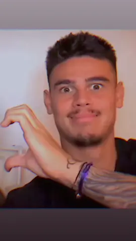 nonton live mees jam 5 subuh, kagetnya lucuu bgtt.  #meeshilgers 