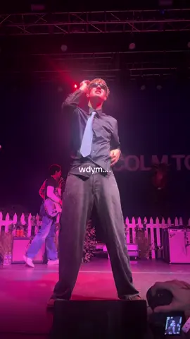 wdym he stood right in front of me and did this…? #fyp #malcolmtodd #wdym #omg #hello 