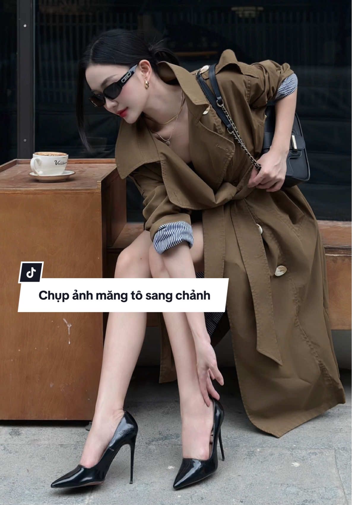 Lên tiếp dáng chụp măng tô một mình sang chảnh #n_huechi_ #huongdantaodang #taodangchuphinh #viral #fyp 