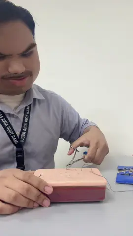 Korng jgn risau saya akan Pro satu hari nnti 😞🙏🏻 #medicalstudent #fyp #surgeon #medschool #unimas 