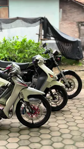 ☂️#twostroke #fizr #rxkingindonesia #mio5tl #beranda 