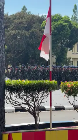 #brimobuntukindonesia #brimob #polisiindonesia #polriuntukmasyarakat #abdinegara 