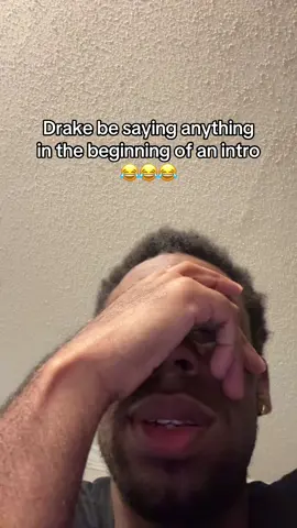 Drake be like 😂😂😂 #drake #sample #foryoupage #fypシ 