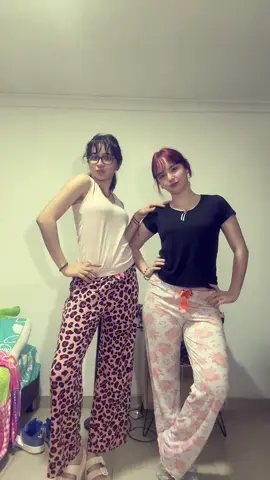 @Anita💕 아나 소피아 #newjeans #emote #fyp 