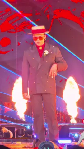 Cú búng tay huyền thoại🤎 #cônabộđội #embena #gd #gdragon #übermensch 