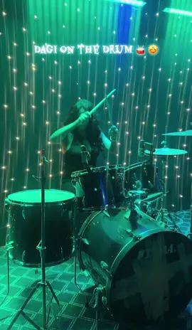 አሁን ድራም መጫወት ያዋጣኛል አያዋጣኝም በዚህ ዙሪያ ላይ ነው መሆን ያለበት ሎል 😅🤣🥁 ከበሮን ሲይዙት ያደናግር እኔ ጋ አይሰራም!  #justforfun #dagit #music #ethiopian 