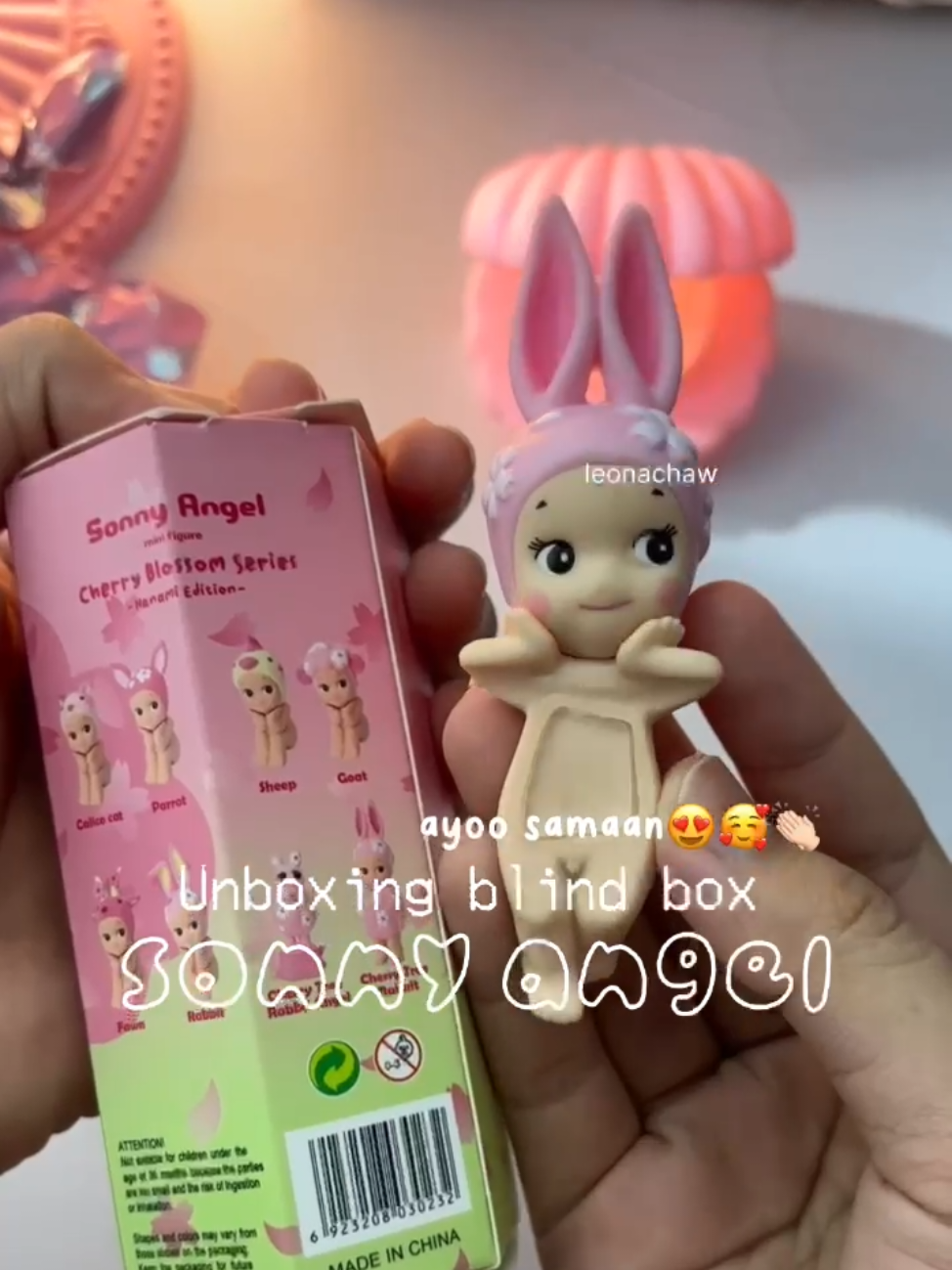 Unboxing blind box sonny angel pertama kaliii🤭😍👏🏻 ganyangkaa dpt nya lucuu🥰 murce under 20rb an!! yg mw samaan klik keranjang kuning🥰🥰🌸 #sonnyangel #blindbox #unboxingblindbox #unboxingsonnyangels #fyp 