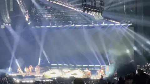 Ooof this part got me! They had a tribute to the late great Whitney and wow! Her impact will forever live on! 😭😭😭 #fyp #theboyismine #foryoupage #monica #brandy