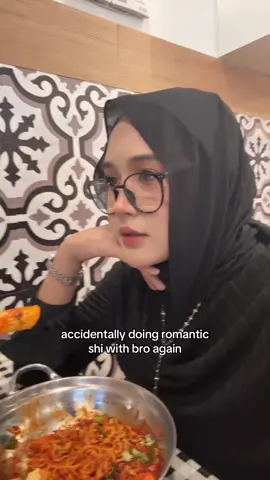 so what are we…? @myeda #fyp #meme #trend 