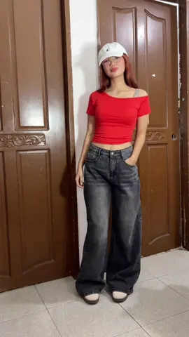 Run, don’t walk 🏃‍♀️ Your go-to baggy pants are finally back! #baggy #baggyjeans #pants #TikTokFashion #fyp 