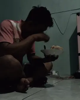 ya Allah aku tidak pernah menyerah akan takdir yang sudah kau tetap kan dalam hidup ku tapi jika engkau masih mendengar ku ya Allah izinkan aku membuatnya bangga memiliki ayah seperti diriku ini ( love you nak Khanza Zea rumy) #fypage #putrikecilku #duda #ayahamanah #CapCut 