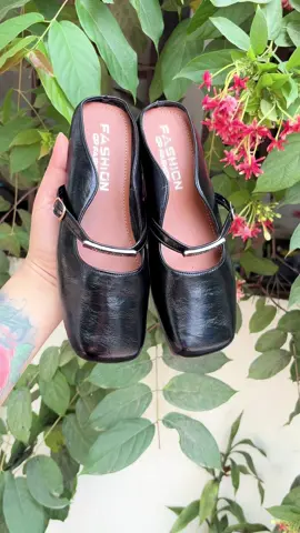 Dễ đi dễ phối đồ lắm nè#giaybet #sandal #sucnu #tiktok 