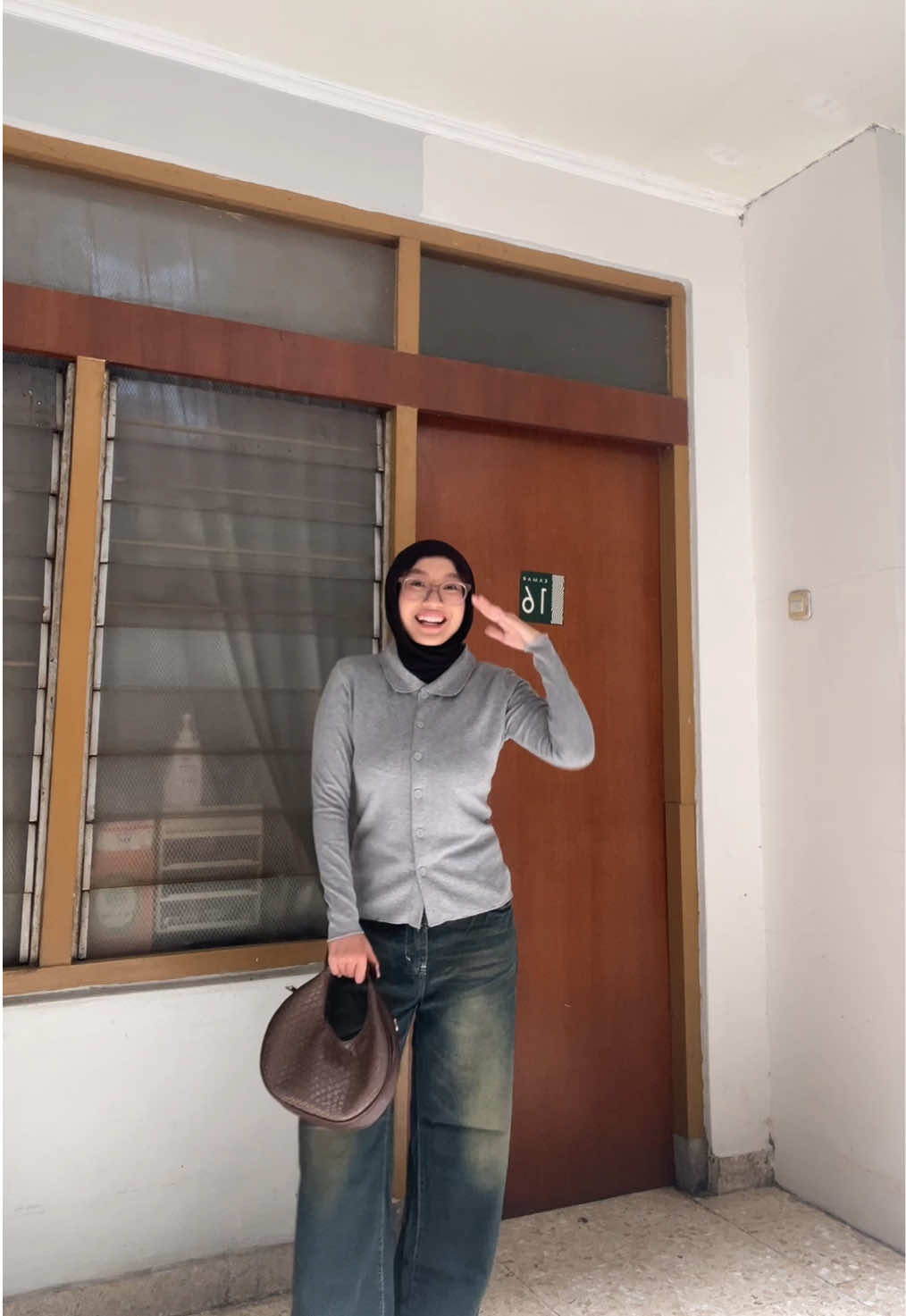 yeayy aku kembali #vierlin #vierlinjeans 