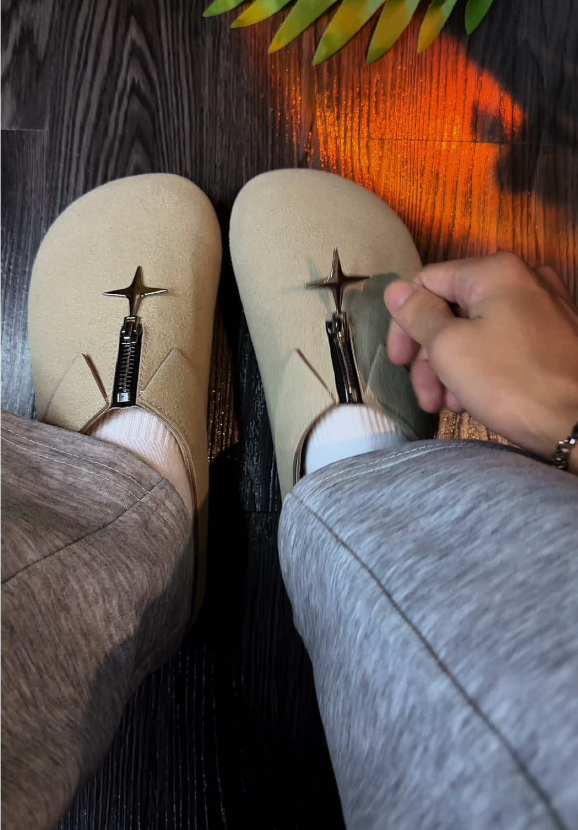 Nhìn đơn giản mà đỉnh thật sự 🔥 #fyp #xuhuong #depnamnu #giaysneaker #revew  