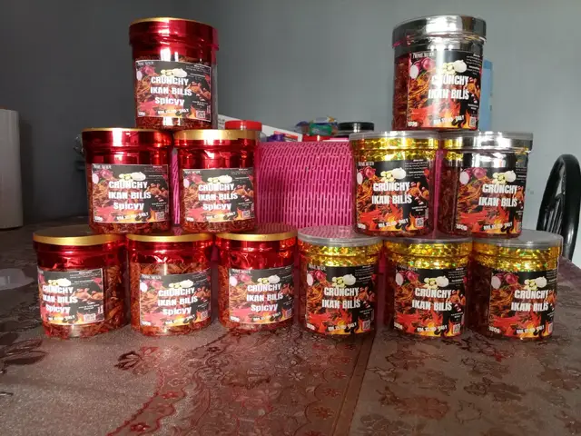 ORDER NOW CRUNCHY IKAN BILIS RM15.99 ONLY. WHATSAPP NUMBER 0174816560......ORDER BARU BUAT ADA DUA JENIS CRUNCHY IKAN BILIS -NORMAL 100G                                                   - SPICY 100G JUST 15.99 ONLY☑️#
