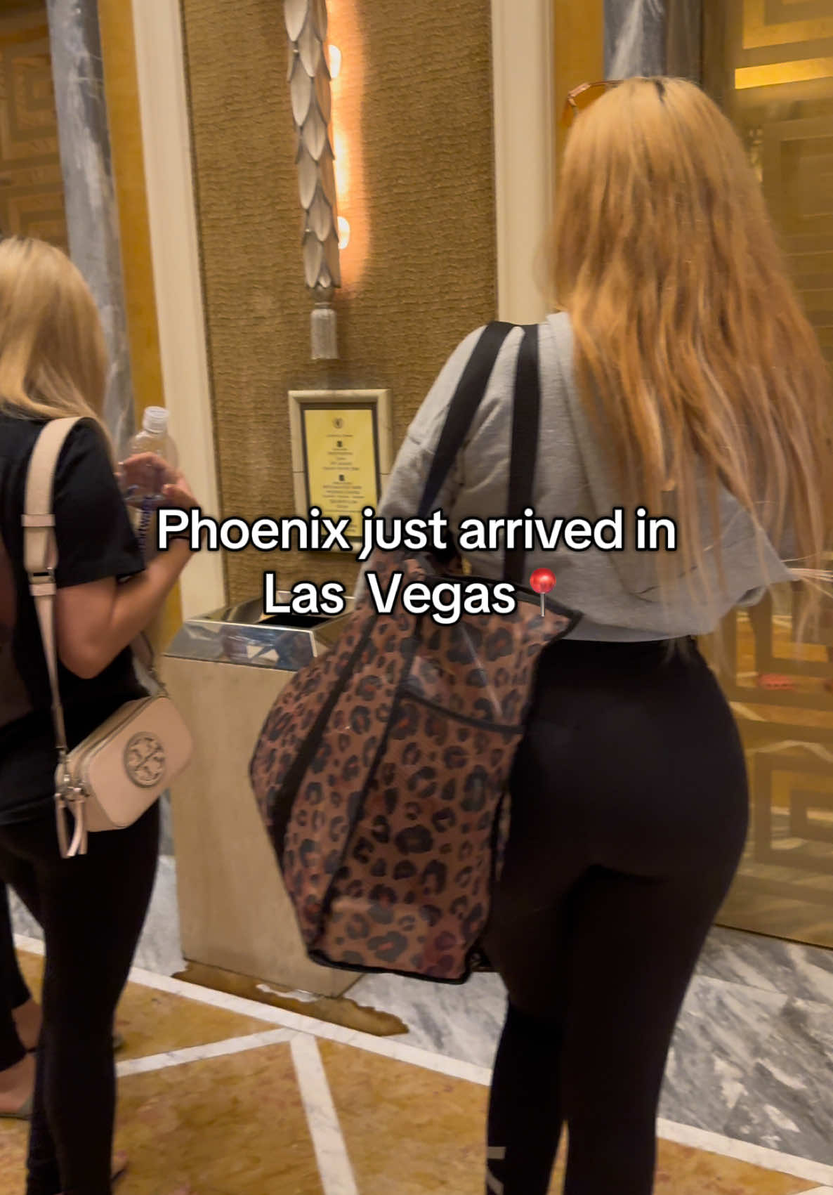 Girls getaway/ sis bday ❤️‍🔥✨ #lasvegas #traveltok #latinas #nevada #resort 