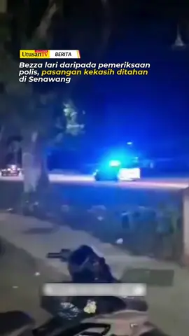 10 NOV 25: SEPASANG kekasih ditahan selepas bertindak melarikan diri daripada pemeriksaan polis dalam kejadian di BPS 4, Senawang, awal pagi tadi.  Timbalan Ketua Polis Daerah Seremban, Superintendan Muhd Amrul Yazid Anuar memaklumkan, dalam kejadian kira-kira pukul 1.10 pagi itu, anggota polis yang sedang melakukan rondaan di kawasan tersebut terserempak dengan sebuah Perodua Bezza dinaiki pasangan kekasih tersebut. Menurut beliau, anggota berkenaan telah menghampiri Perodua Bezza itu yang berada dalam keadaan mencurigakan di tepi jalan sebelum kenderaan itu memecut melarikan diri.  Klik kotak hijau untuk berita lanjut 📰  #beritaditiktok #trendingnewsmalaysia #fyp #polis #lari 