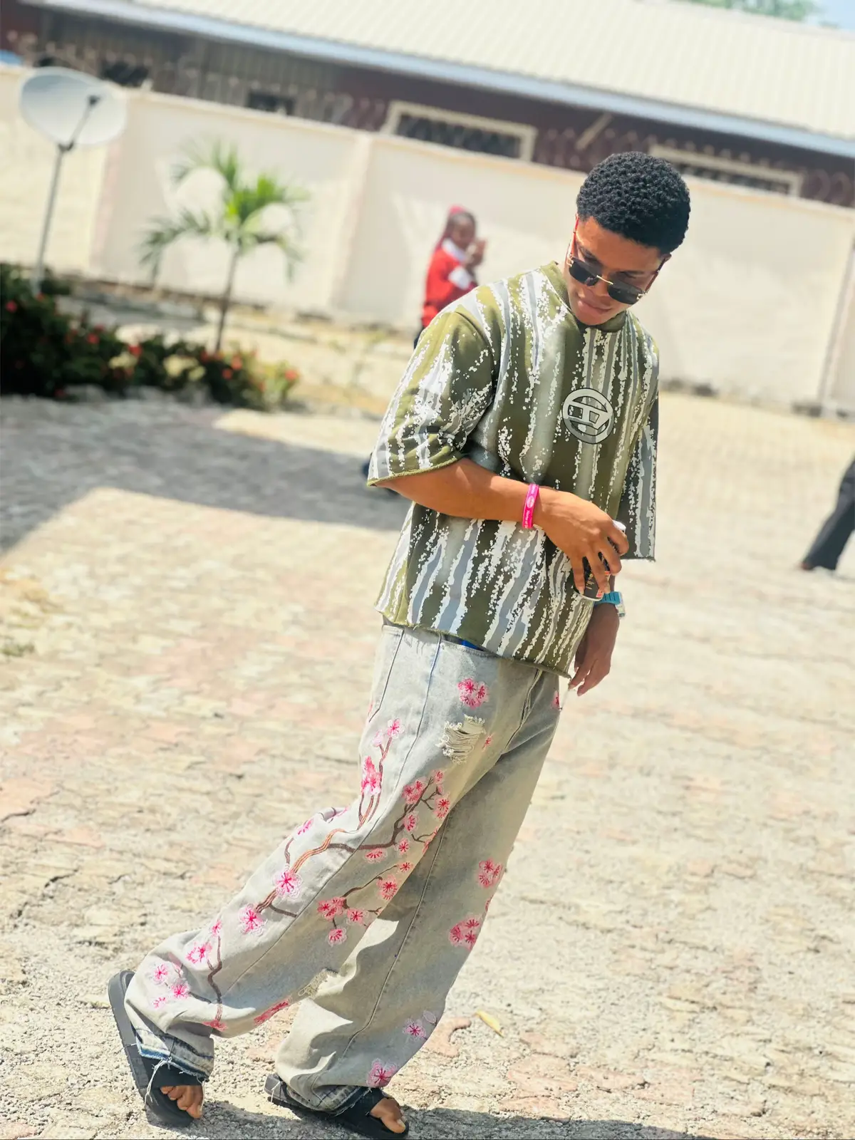 𝐒𝐭𝐞𝐩𝐩𝐢𝐧𝐠 𝐭𝐨 𝐡𝐢𝐠𝐡 𝐭𝐨 𝐦𝐲 𝐠𝐫𝐞𝐚𝐭𝐧𝐞𝐬𝐬🍃𝐲𝐞𝐬 𝐈’𝐦 𝐦𝐨𝐯𝐢𝐧𝐠 𝐭𝐨𝐨 𝐟𝐚𝐬𝐭 🙂‍↔️👌#fyp #viral #trendingvideo #tiktokviral #Lifestyle @𝐑𝐢𝐜𝐜𝐡𝐢 𝐁𝐢𝐥𝐥𝐢𝐨𝐧 🌴 