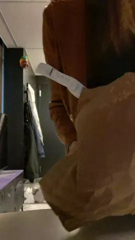 Eating 6 patties from 5 Guys for lunch at work #5guysburgersandfries #5guys #eatingburger #whatieatinaday #whatieatinadayrealistic 