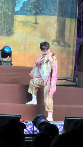 สีเขียวเป็นส่วนใหญ่ 5555555555 @เต๋า อโนทัย  #ดาวตลกน้องเต๋า #เต๋าอโนทัย #เต๋าอโนทัยเอนกลาภ #อย่าไปอิจฉาใครนะ #ลิเกคณะศรรามน้ําเพชร 