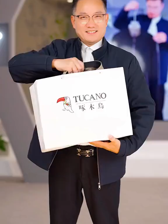 Áo khoác gió lót nỉ lông cho bố hót. Em sẵn ạ#aokhoacchob #aochobo #aoamchobo #quatangbo