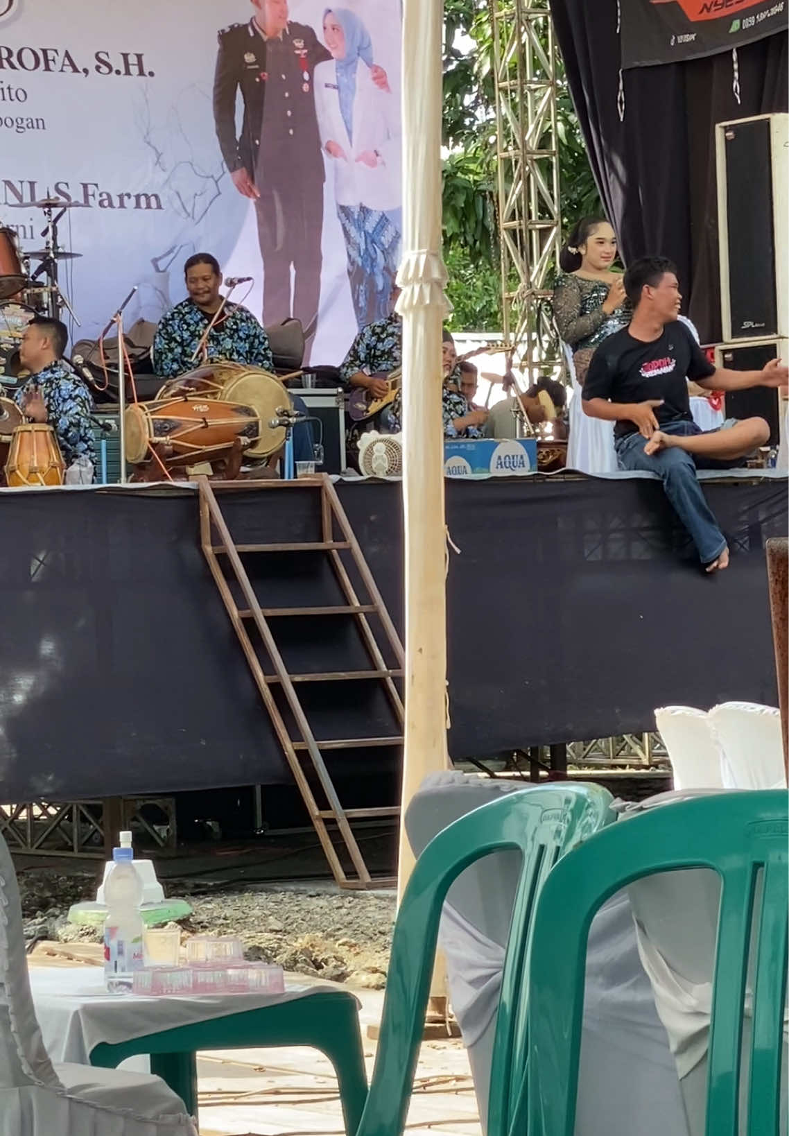 Si kendang ghoib😁#crewsoundsystem #pekerjasound #soundsystemindonesia 