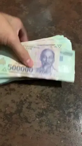 Ai muốn trao đổi tiền bẩn nhắn trực tiếp em, tỉ lệ 1:7 #xuhuong 