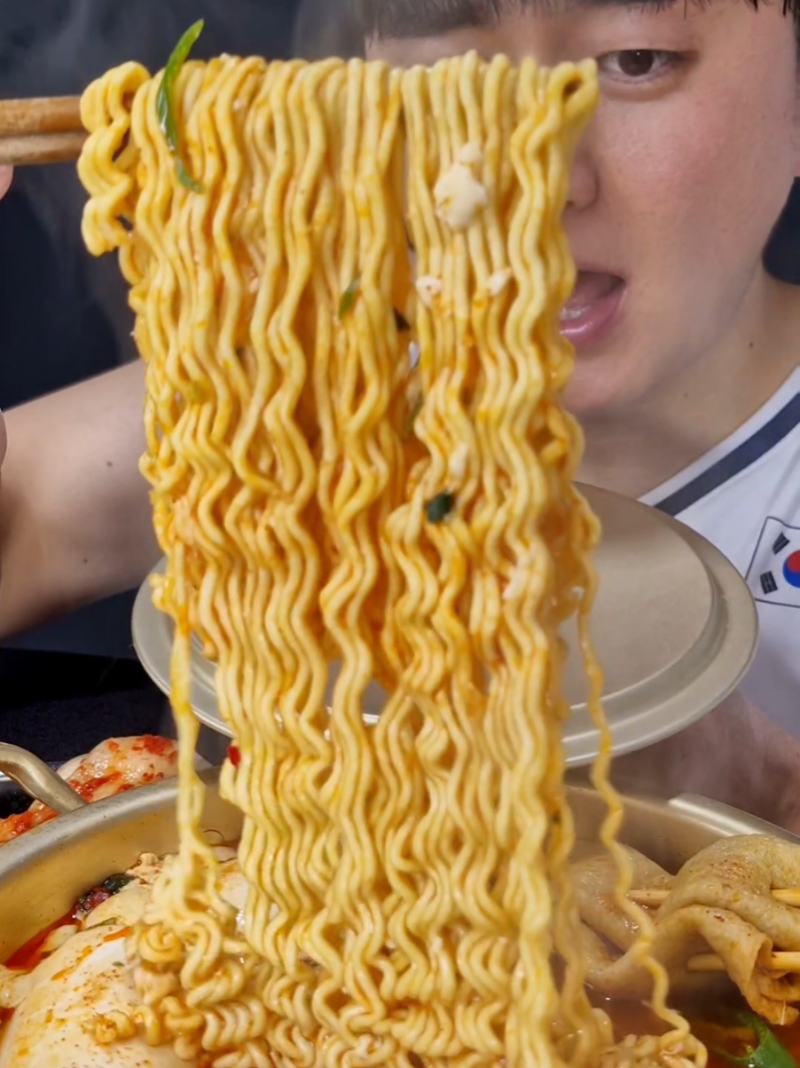 Soft Tofu Fire Ramen Feast 🔥🍜 #koreanfood #kfood #ramen #kimchi #mukbang 