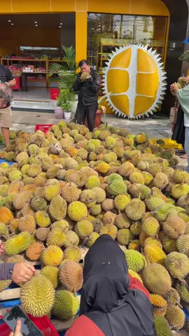 Mabokk dureenn🤤😵‍💫  #durianruntuh #nadhiranapoleonpekanbaru #mabukdurian 