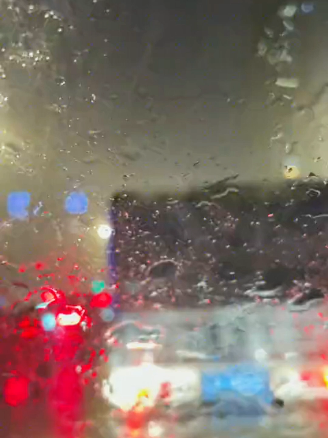 After the storm, use CGL Paste and see the difference.#FUNTasticPayday #11.11BigPamaskoSale #windshieldcleaner #acidrainremover #watermarkremoval #safe #glassrestorepaste #carglowlabph1111