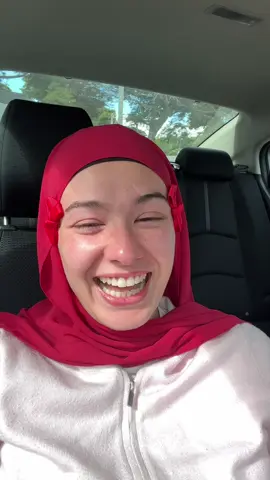 You know you’re bad when even Batman’s tryna slide in 🦇💞