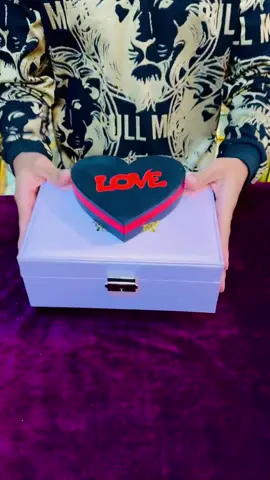 Your wife deserves This Special leather jewelry Gift Box🥰🎁💝#giftideas #giftforwife #giftbox #jewelrybox #unfreezemyacount 