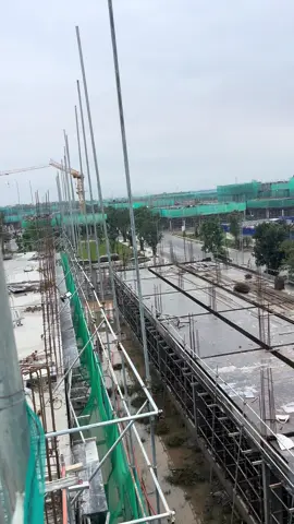 15 người ôm 18 căn, hơi đuối anh em ạ 