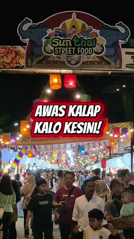 Pengin liburan neng Thailand, tapi dompet ngomong ‘NGIMPI ’? 🤣 Tenang bae, Thailand e sing nyamperin Brebes, lho!! Sunthai Street Food bakal hadir di A.S.S Mall Brebes🇹🇭 📅 14–23 November 2025 🕙 10.00–22.00 WIB Gasss ramean datang kesini bareng temen, keluarga, atau doi — karena ini bukan cuma event, tapi experience rasa dan vibes Thailand di Brebes! 😍 #SunthaiStreetFood #EventBrebes #KulinerThailand #StreetFoodFestival #EventKuliner 