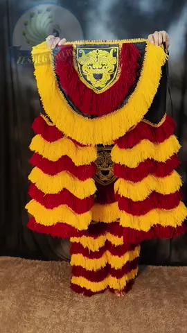 CELANA BARONGAN SHAP 7 BENANG SEMBONG BUTO.  Perlengkapan & aksesoris  jaranan lengkap dari Tesheg Galery Kediri.  Ready stock, proses rapi & aman, bisa kirim ke seluruh Indonesia📦 Cocok untuk sanggar, event budaya maupun karnaval.  Tanya stok/ warna / custom ukuran? Admin siap bantu🙌 #tesheggalerykediri  #fashiontiktok       #kediri24jam     #fyp   #1111 