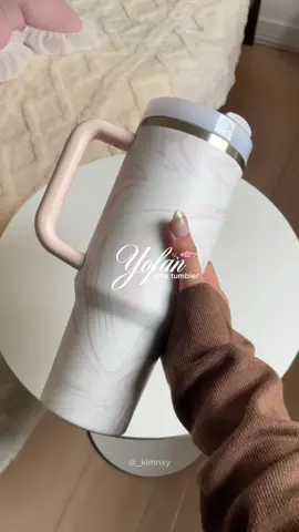 pink tumbler for my girlys 🎀💫#tumbler #pinktumbler #waterbottle #fyp   #creatorsearchinsights 