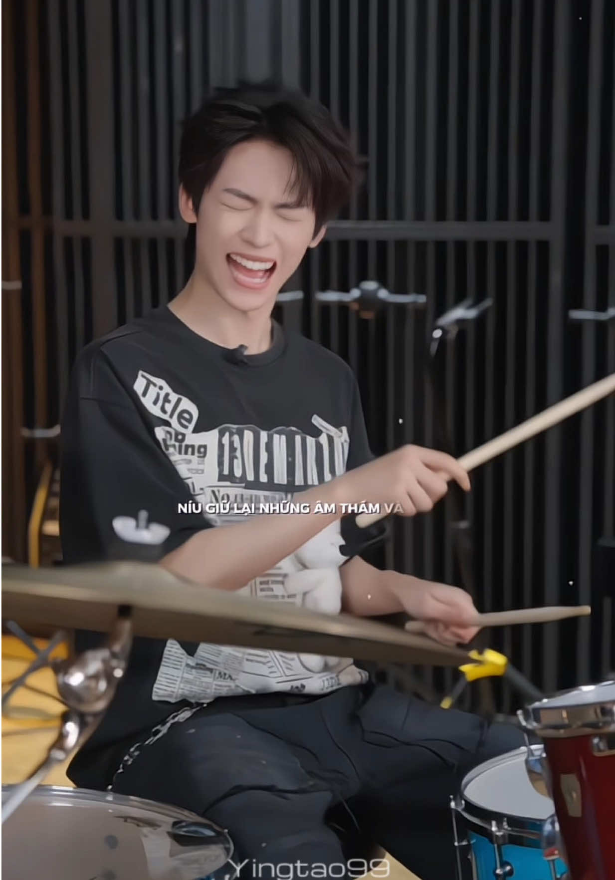 Lúc tập nhìn hoạt hình vậy thôi chứ lên stage là log acc Trịnh Bằng liền. #ziyu#tudu#trinhbang#fpyシ 