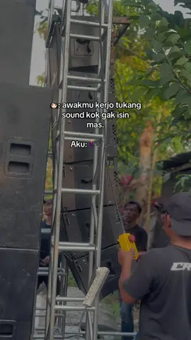 Nak luwih isin ora cekelan duwit mbak🤣#slp #audio #soundsystem #horegmania_official #fyppppppppppppppppppppppp 