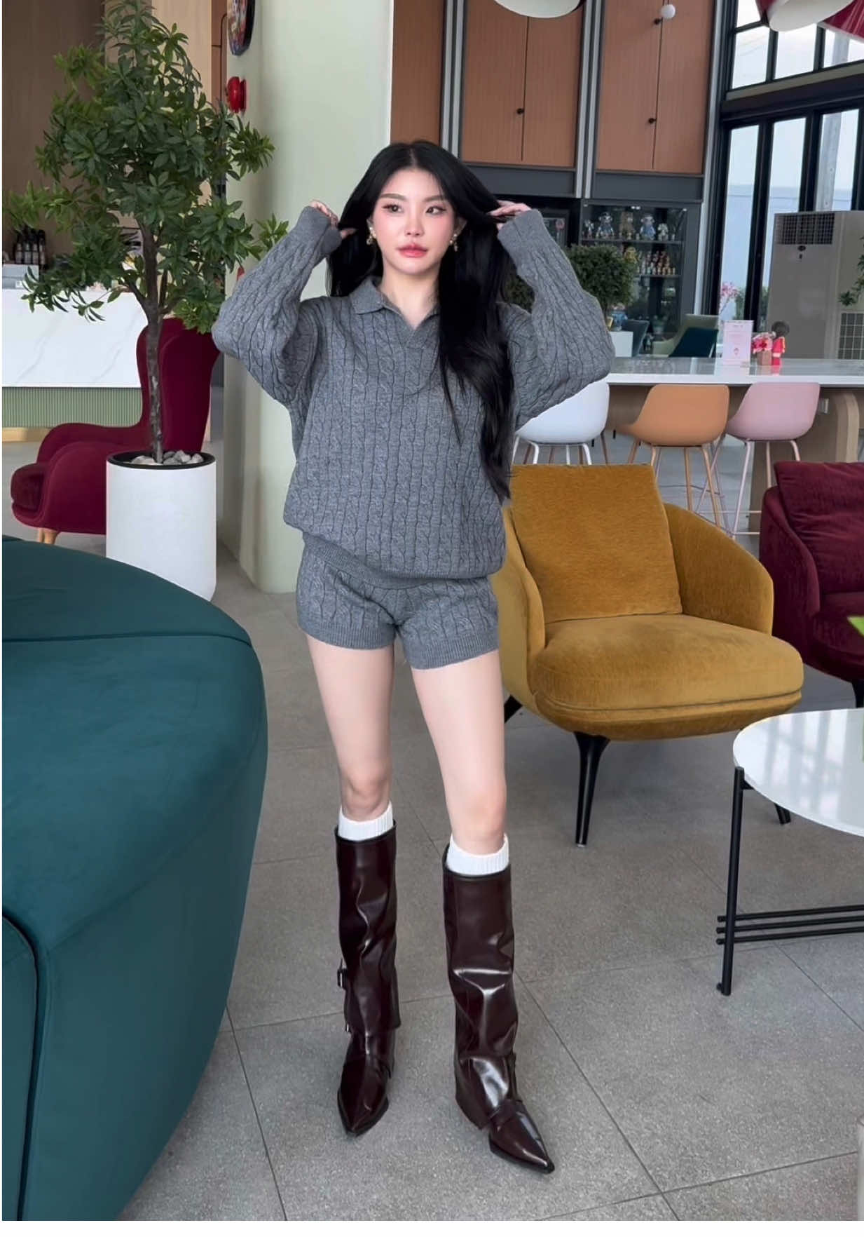 ชุดใส่กันหนาว #ชุดเที่ยวต่างประเทศ #รองเท้าบู๊ท  #OOTD #ไหมพรม 