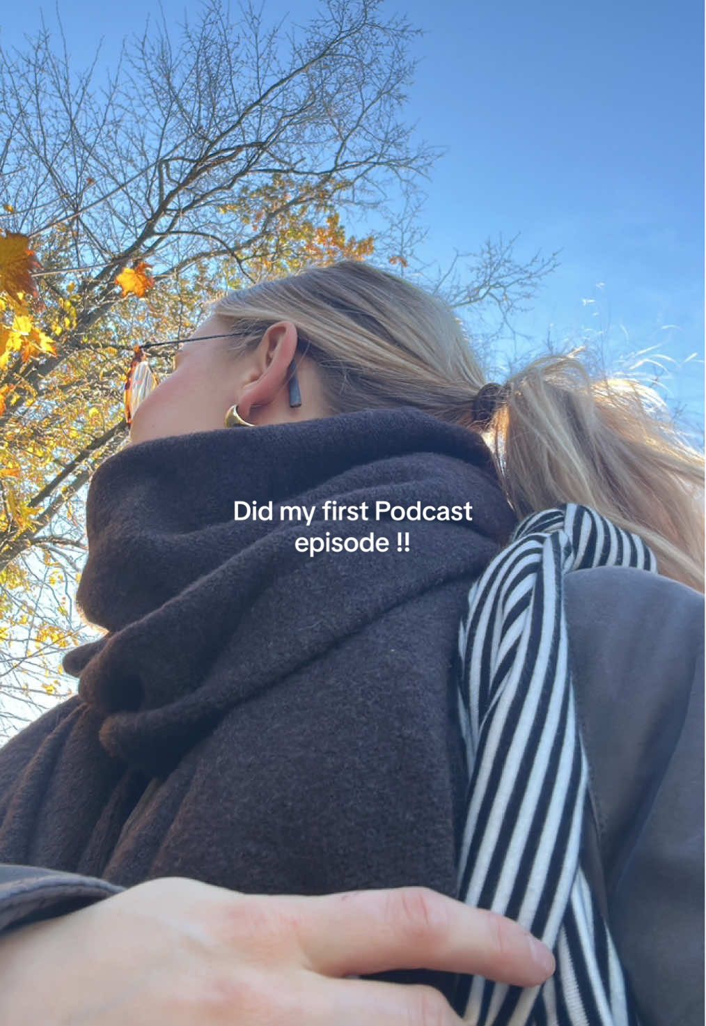 Habe mich gestern endlich hingesetzt und einfach mal drauf losgesprochen. Deshalb ein kleiner Sneak Peak in meine allererste Podcastfolge !! 🌟🤍 #podcas #lifeadvicetiktok #safespaceforall #dubistgenug 