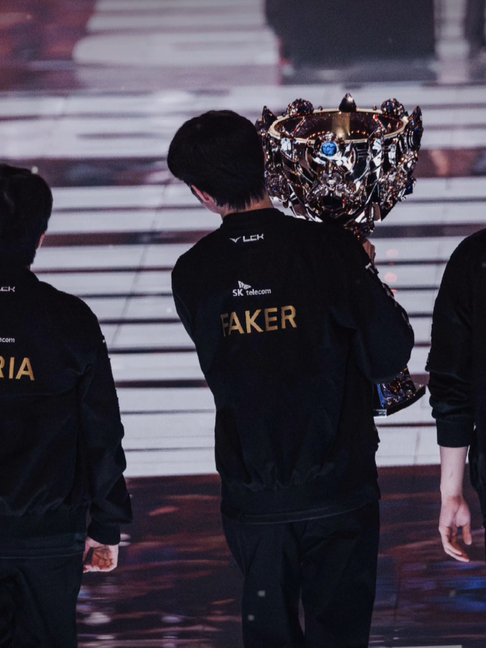ai nhiều cúp nhất bê cúp về #faker #doran #oner #gumayusi #keria 