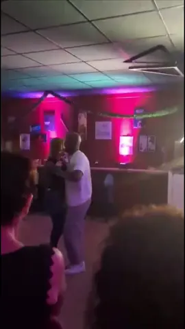 #toutlemonde #alaune #dansechallenge #dancer #profdedanse 