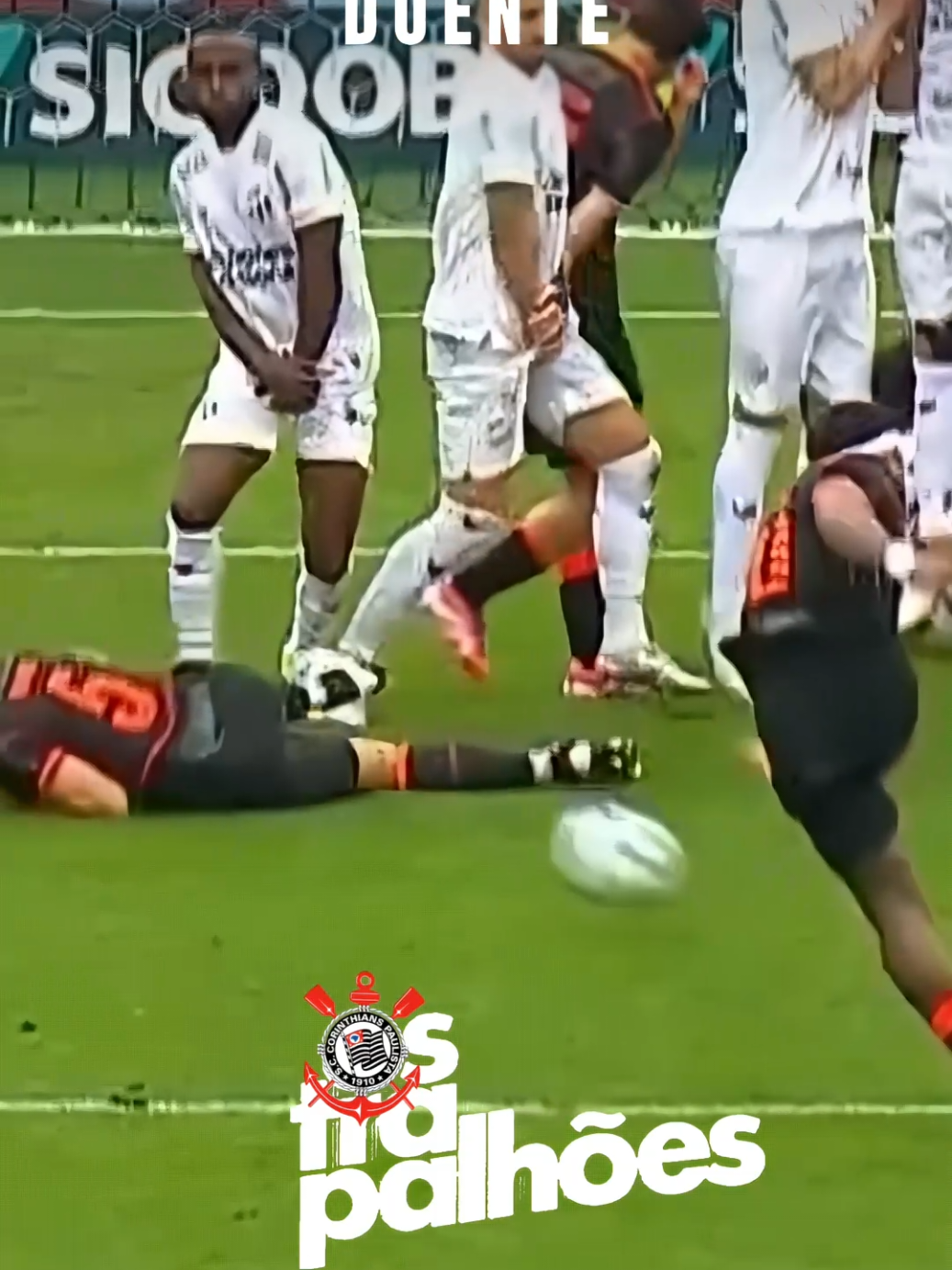 Azar no jogo do São Paulo, sorte no jogo do Corinthians! E ainda com essa pérola! 😂 . #saopaulofc #spfc #corinthians #sccp #tricolorpaulista 