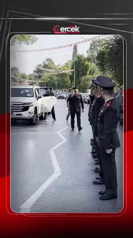 Ulu Önder Mustafa Kemal Atatürk, ölümünün 87’nci yıl dönümünde düzenlenen törenle anıldı. Atatürk Anıtı önünde gerçekleşen törende, Cumhurbaşkanı Tufan Erhürman, TC Lefkoşa Büyükelçisi Ali Murat Başçeri ve KTBK Komutanı Korgeneral Sebahattin Kılınç Anıt’a çelenk sundu, Anıt Özel Defteri’ni imzaladı.#KuzeyKıbrıs #GüncelHaberler #SonDakika #HaberBizdenSorulur 