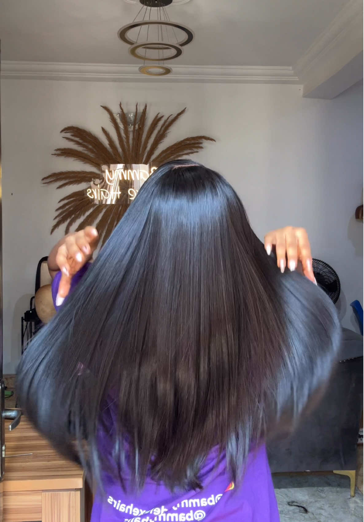 200g 20inches SDD Bone straight paired with 5by5 Closure. Price: 285,000 #hairvendorinenugu #fy 