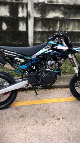 Kinyis kinyis💦 #masyuz_ #crfganteng #s2mdecal #shadowexhaustsystem #satriasaka 