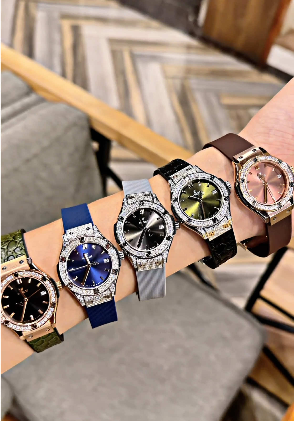 Chiếc nào cũng đẹp cũng xinh, mời ace lựa chọn 🥰!! #nghiendongho #dongho #donghonu #donghothoitrang #xuhuong2025 