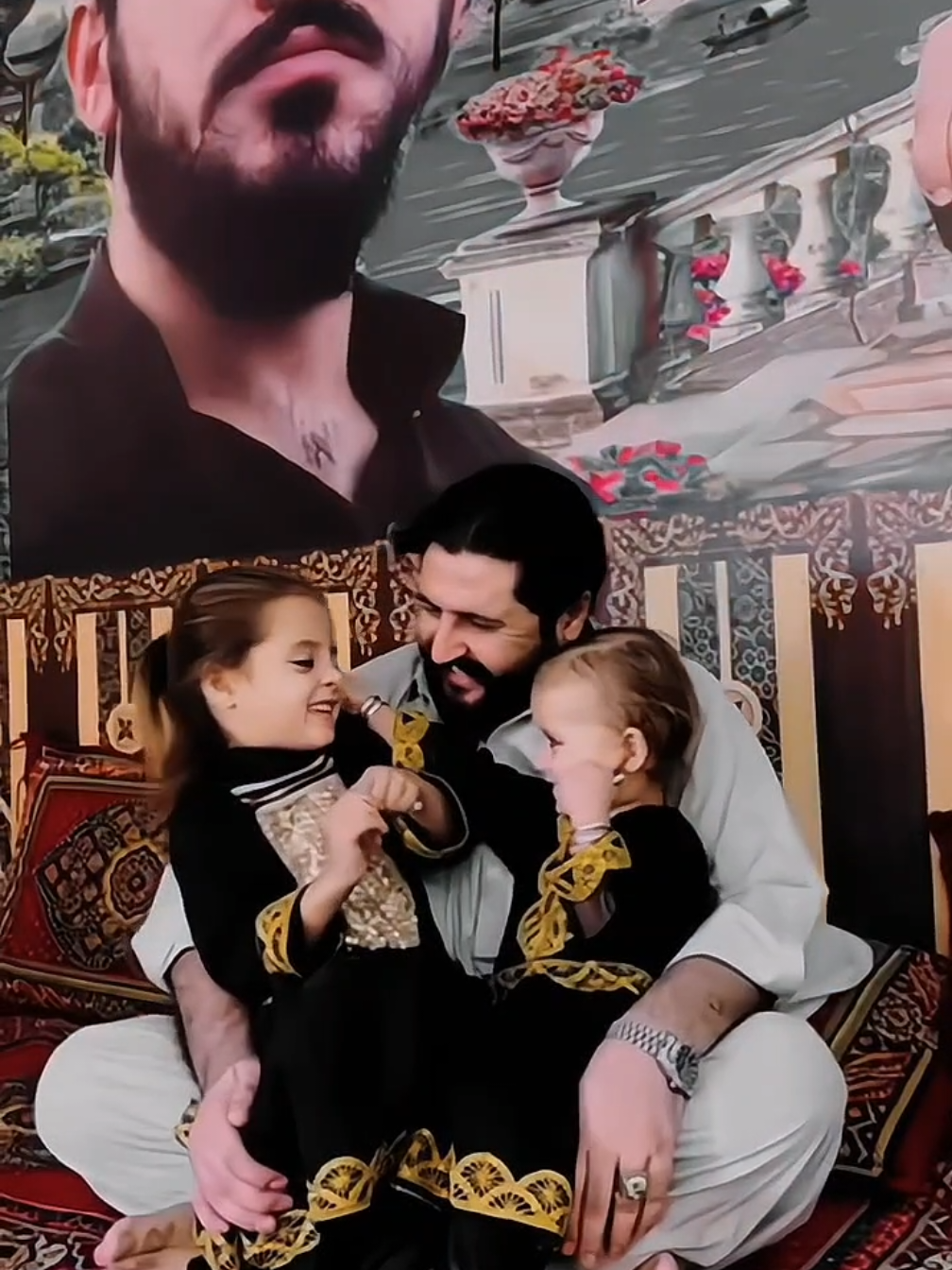 د ګيلامن جانان لوڼو (ملاله او زرغونه)سره يو څو خوږې لمحې ♥️#afghanistan🇦🇫 #gilamanpashteen #ptmzindabad #manzoor_pashteen 