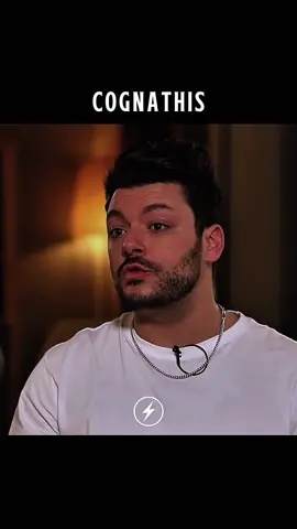 Arrête d’écouter les gens. ⚔️ COGNATHIS ⚔️ 个 Pense à t'abonner  个 • Commente «EBOOK » ou trouve le lien dans la bio pour recevoir ton E-Book de développement personnel. 🗣️ : Kev Adams - Gad Elmaleh - Omar Sy - JCVD - Fabrice Eboué #discours #speech #motivation #winterarc #developpementpersonnel 