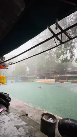 #fypppppppppppppppppppppp #masukberanda #masukberandafypシ #swembat #hujan🌧️ 